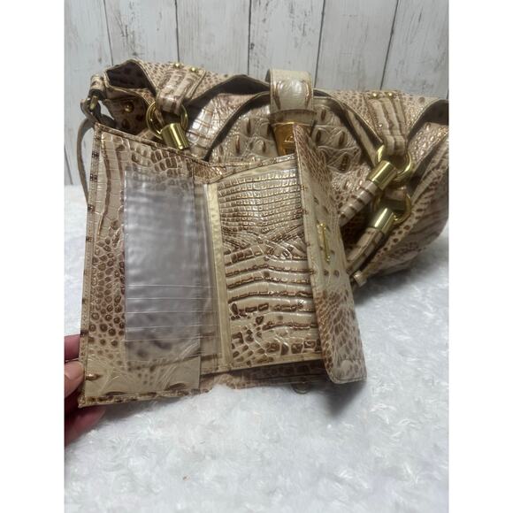 Brahmin Crocodile embossed Large shoulder women bag and wallet champagne. - Picture 11 of 12